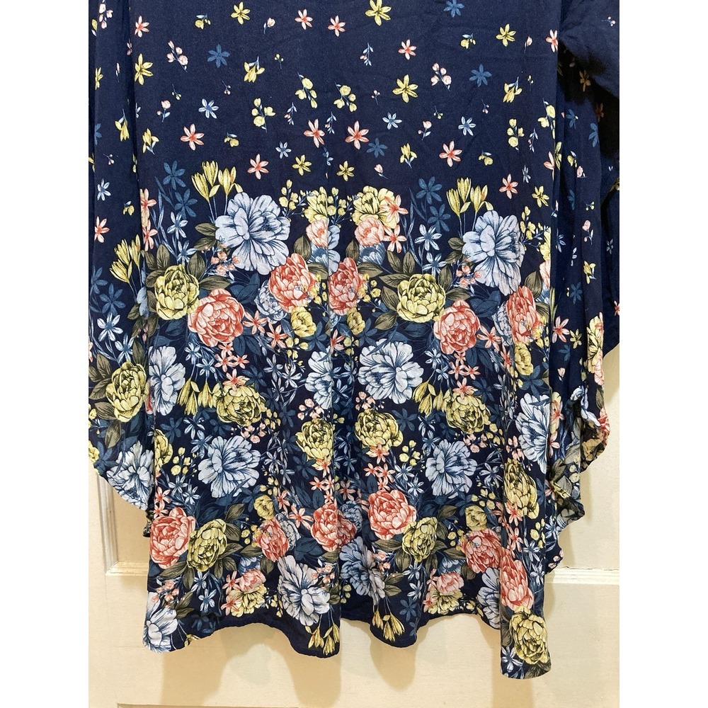Torrid Womens Open Kimono Size 1/2 Blue Floral 3/4 Sleeve Teacher‎ Summer Beachy - Picture 8 of 11